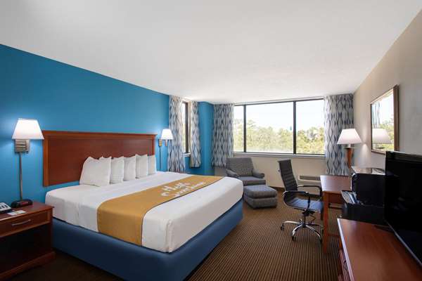 - Days Inn Northwest Tallahassee - I-10, Exit 199