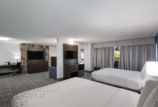  - SureStay Plus Hotel by Best Western Gatlinburg