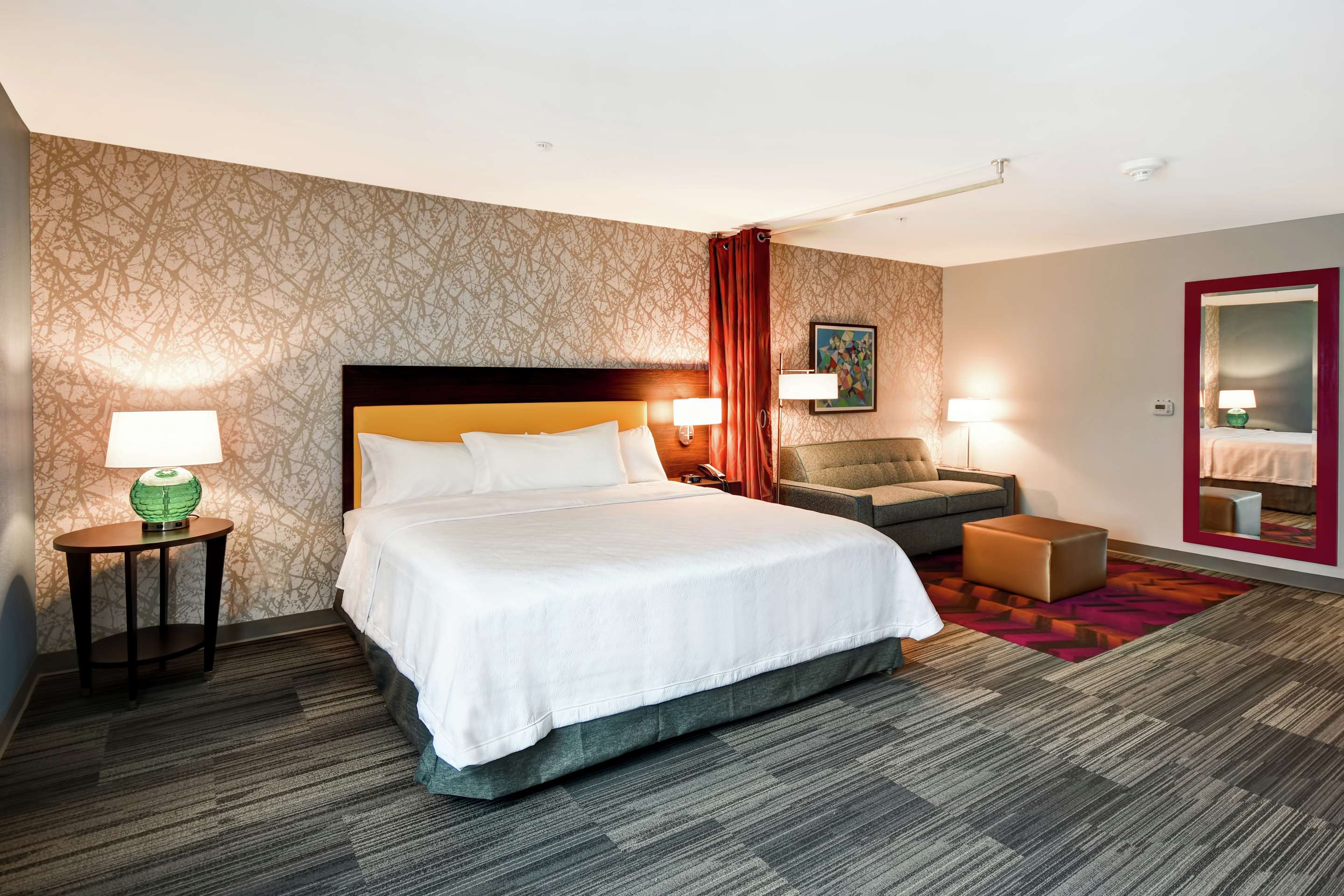 Guest room