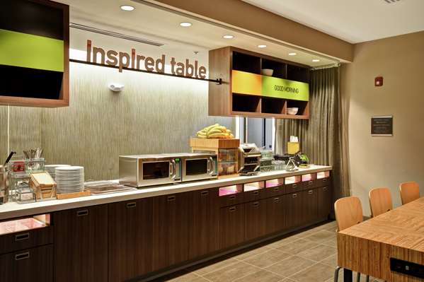 Restaurant - Home2 Suites by Hilton Walpole