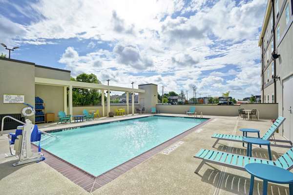 Pool - Home2 Suites by Hilton Texas City - I-45, Exit 15