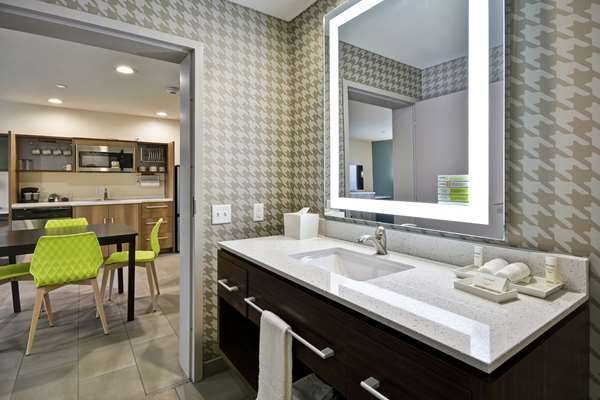  - Home2 Suites by Hilton Texas City - I-45, Exit 15