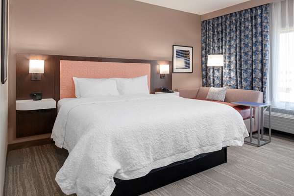  - Hampton Inn & Suites South Overland Park