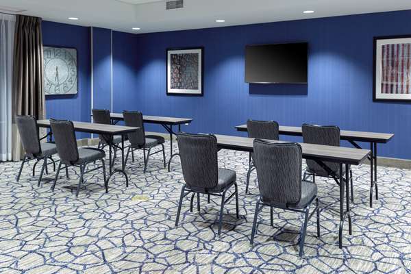  - Hampton Inn & Suites South Overland Park