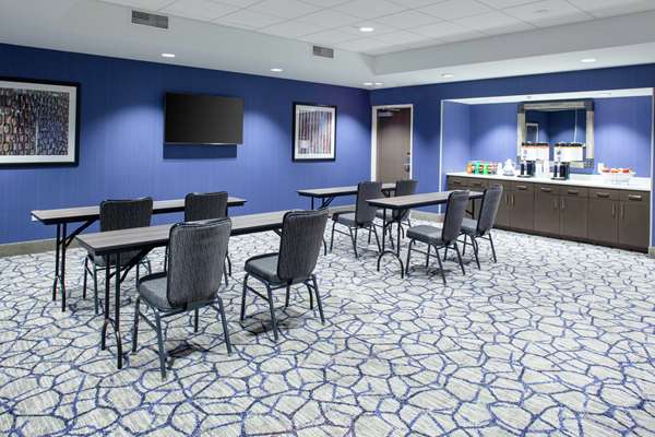  - Hampton Inn & Suites South Overland Park