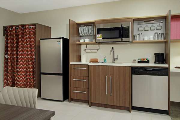  - Home2 Suites by Hilton Mobile - I-65, Exit 1