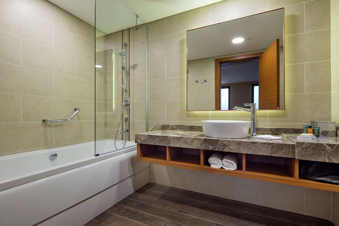 DoubleTree by Hilton Trabzon Room Type - TWIN GUEST ROOM