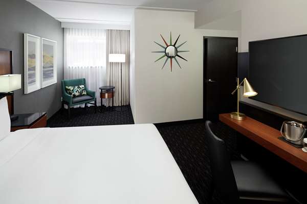  - DoubleTree by Hilton Hotel Trudeau Airport Dorval