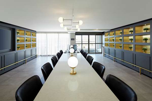 Conference Area - DoubleTree by Hilton Hotel Trudeau Airport Dorval