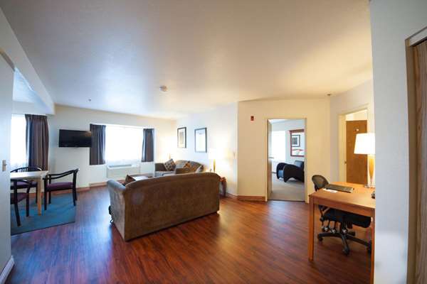  - SureStay Plus Hotel by Best Western Post Falls - I-90, Exit 2