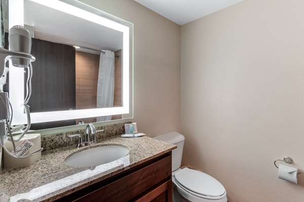  - MainStay Suites Airport Denver