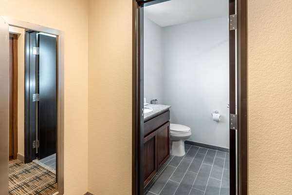  - MainStay Suites Airport Denver