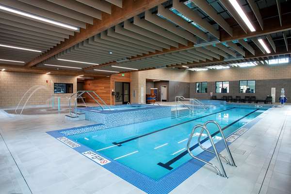 Pool - Riverside Hotel Boise