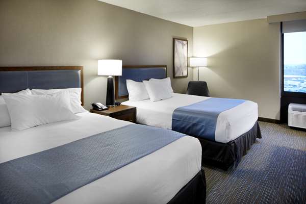  - Wingate by Wyndham St Clairsville - I-70, Exit 218