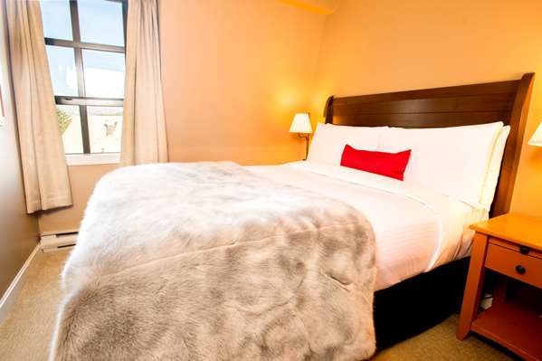  - Sundial Boutique Hotel Whistler