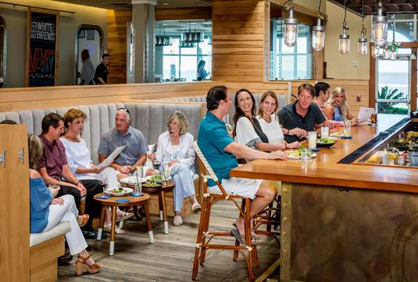 Bar - King & Prince Beach Resort St Simons Island