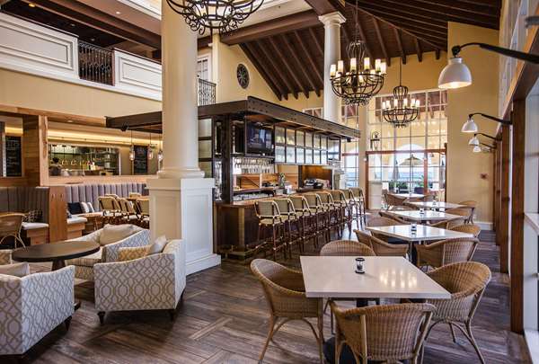 Bar - King & Prince Beach Resort St Simons Island