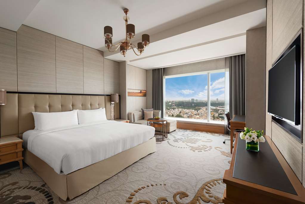 Guest photo