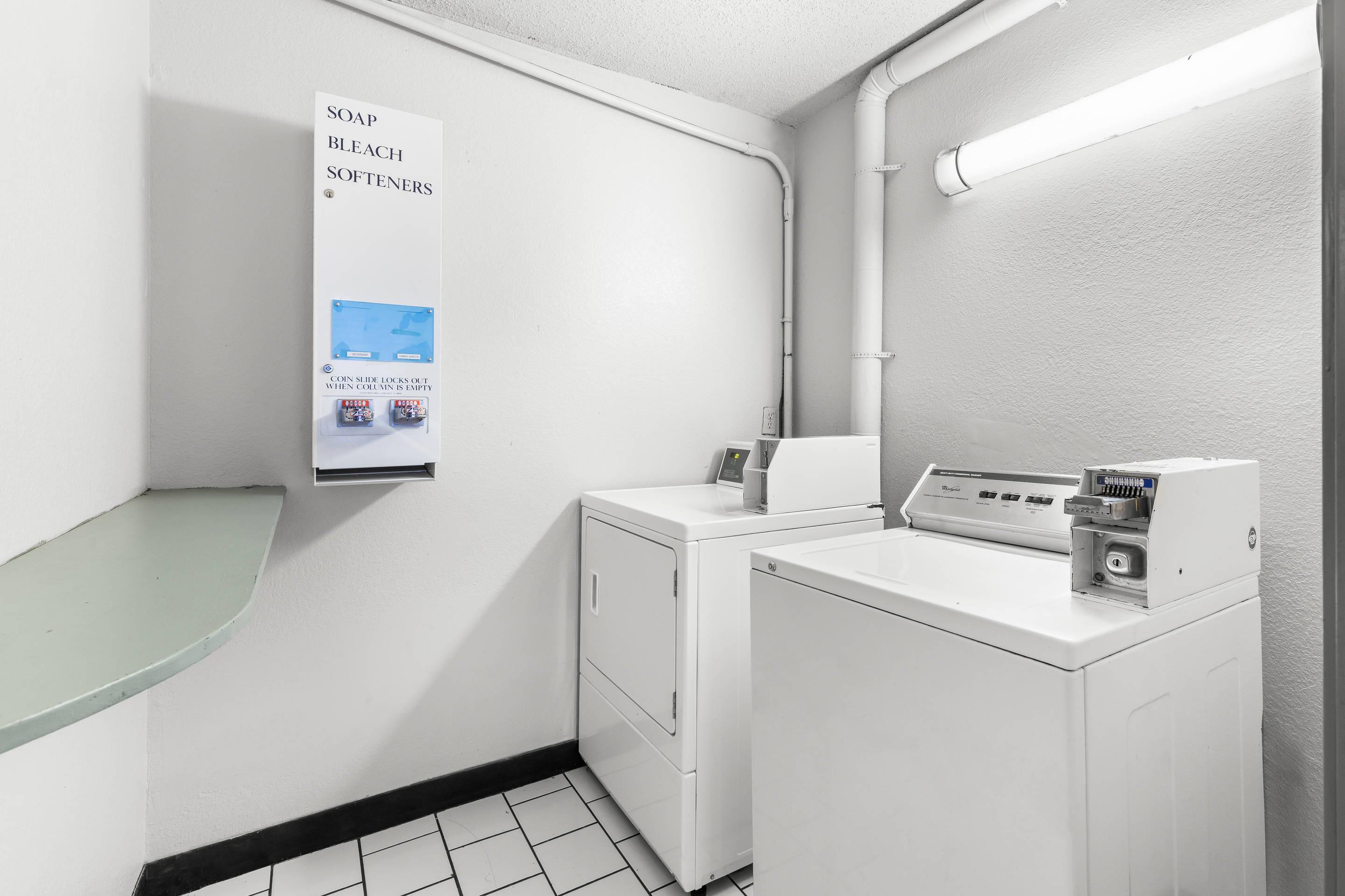 Guest laundry facilities | Quality Inn Atlanta Airport - Central