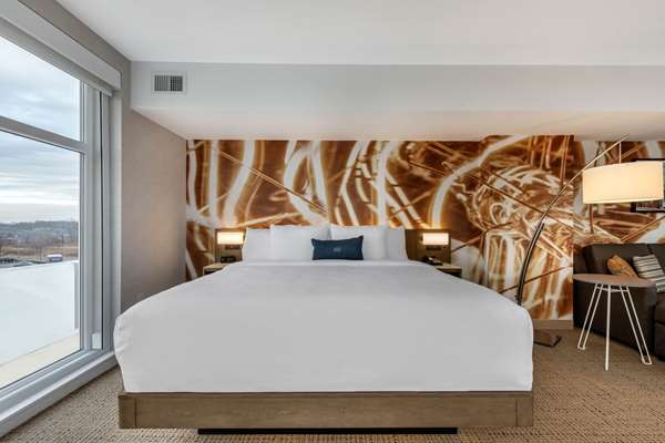 Suite - Cambria Hotel West Orange - I-280, Exit 8