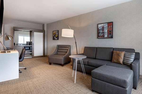 Suite - Cambria Hotel West Orange - I-280, Exit 8