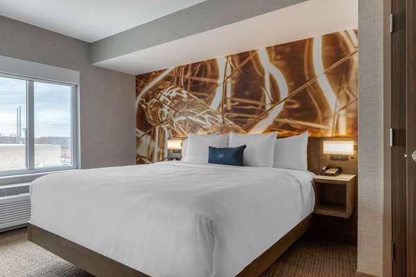 Suite - Cambria Hotel West Orange - I-280, Exit 8