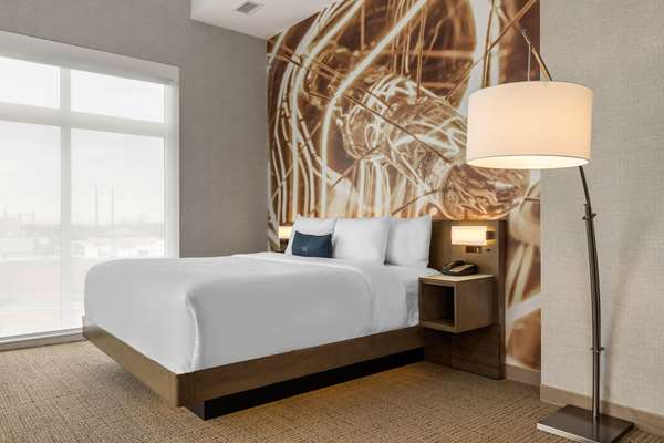 Suite - Cambria Hotel West Orange - I-280, Exit 8