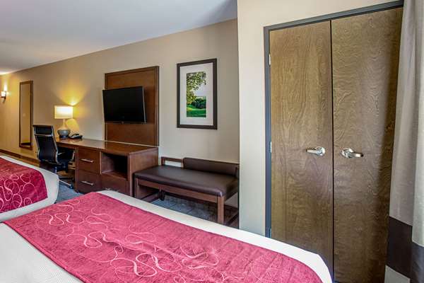  - Comfort Suites Fishkill - I-84, Exit 44