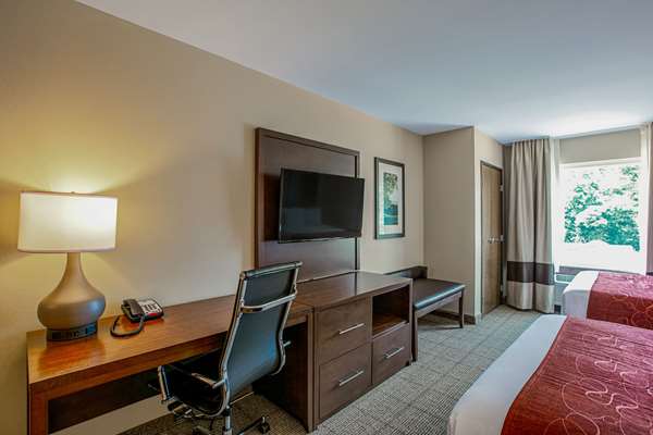  - Comfort Suites Fishkill - I-84, Exit 44