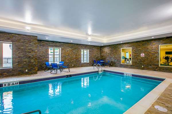 Pool - Comfort Suites Fishkill - I-84, Exit 44