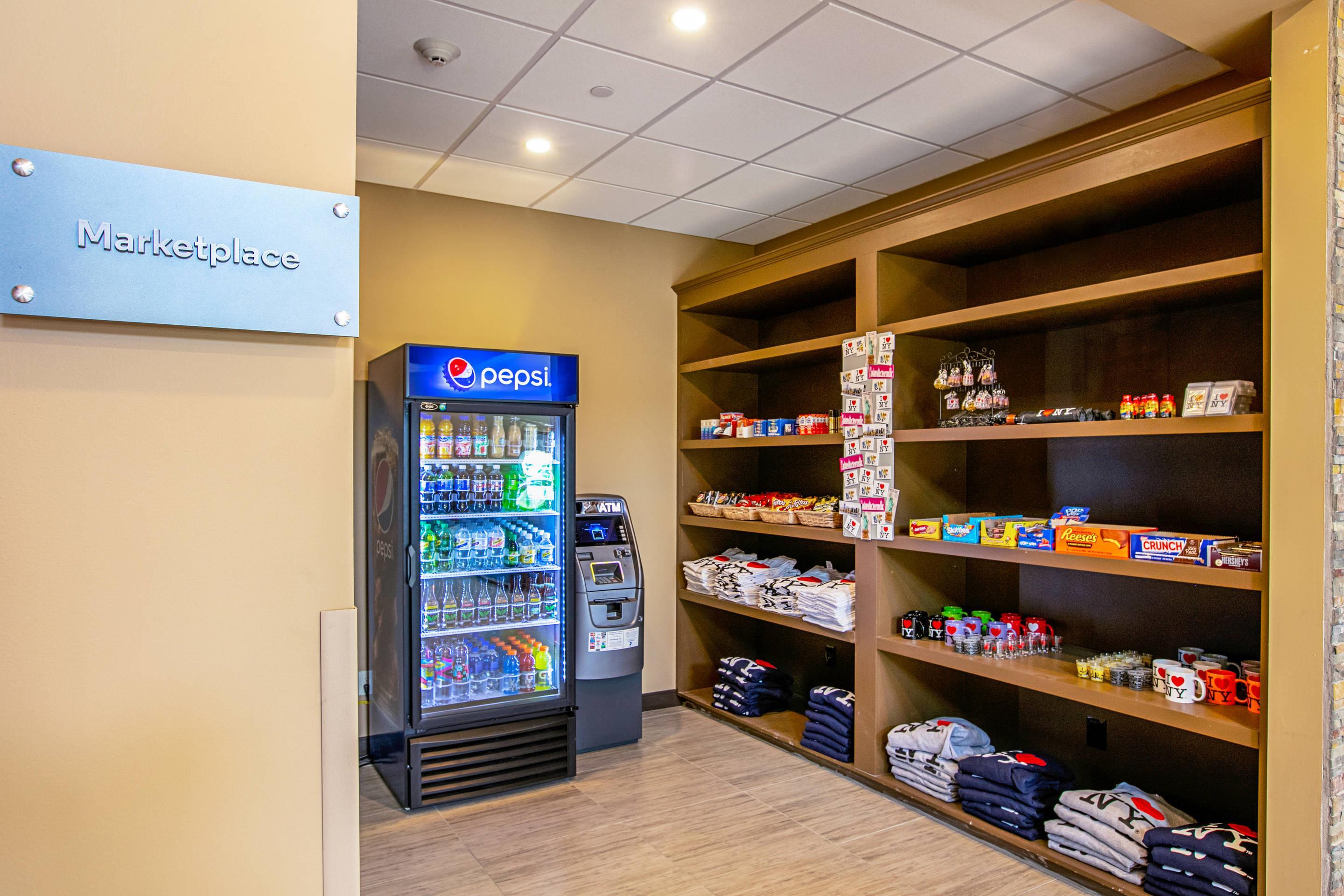 Hotel marketplace | Comfort Suites Fishkill near Interstate 84