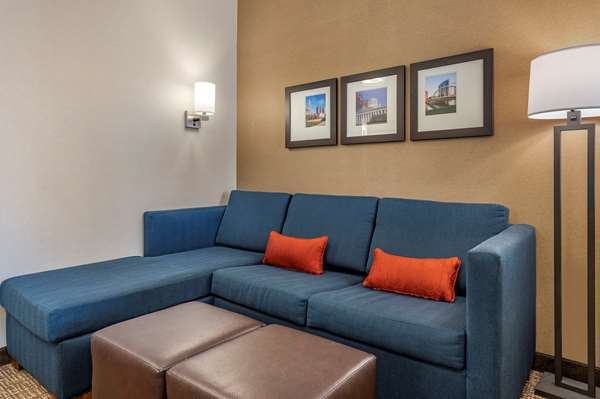 Suite - Comfort Suites Airport Columbus