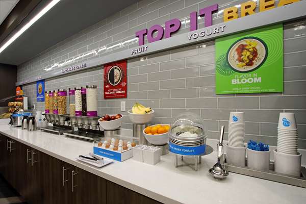 Restaurant - Tru by Hilton Meridian - I-20 & I-59, Exit 154