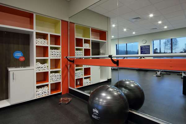 Fitness/ Exercise Room - Tru by Hilton Meridian - I-20 & I-59, Exit 154