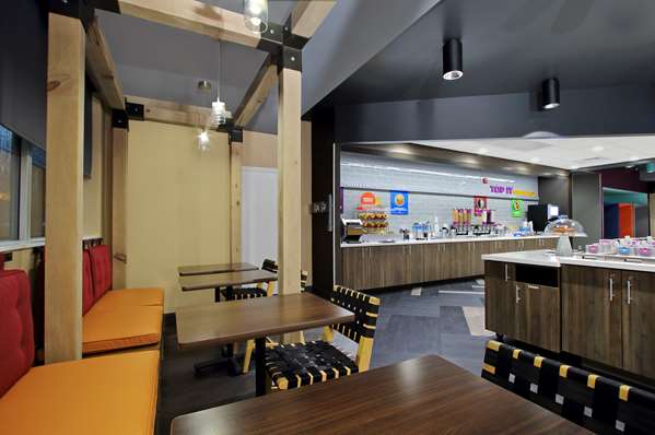 Restaurant - Tru by Hilton Meridian - I-20 & I-59, Exit 154