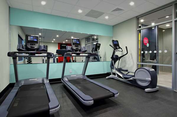 Fitness/ Exercise Room - Tru by Hilton Meridian - I-20 & I-59, Exit 154