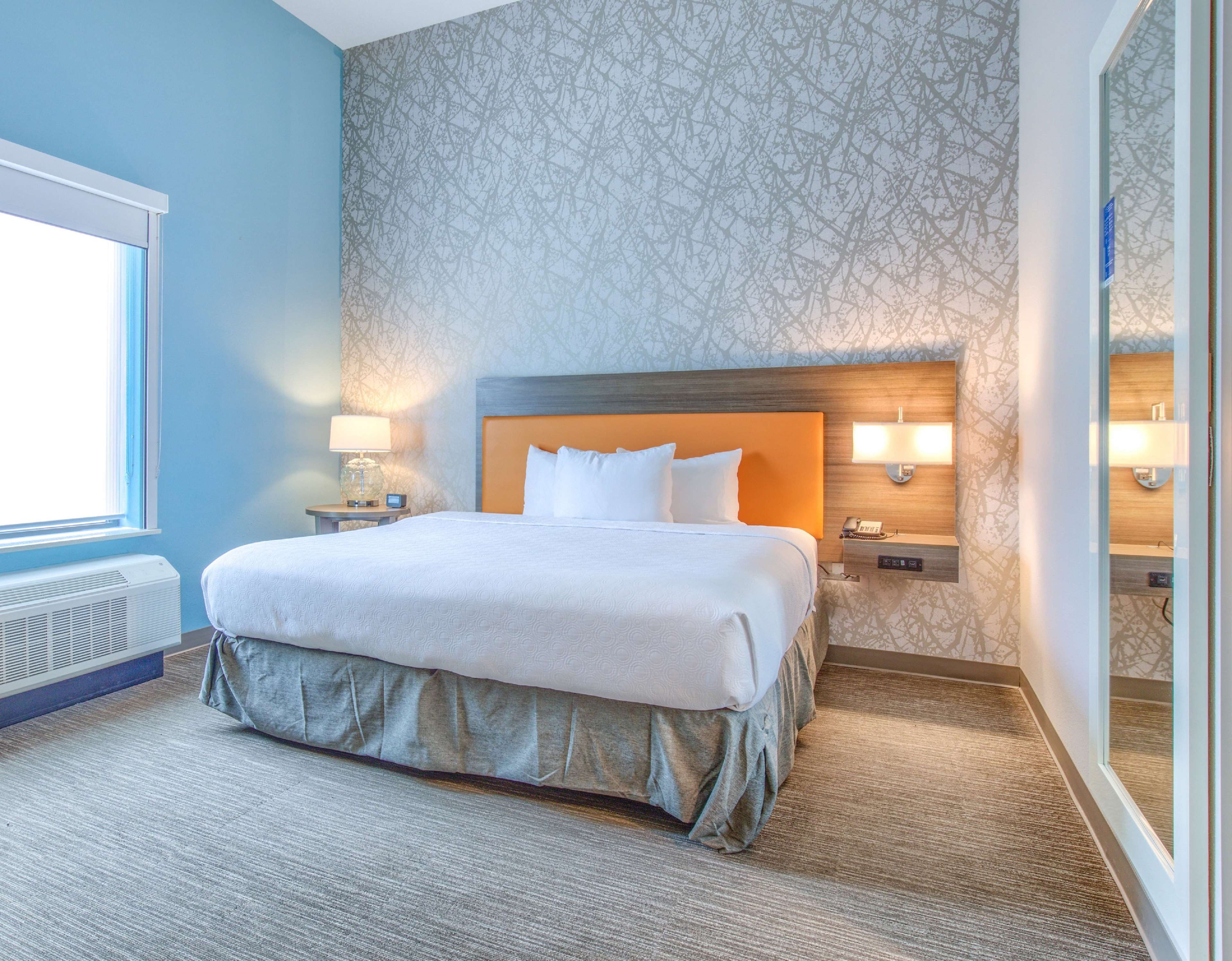 Home2 Suites by Hilton Mobile West I-10 Tillmans Corner - Tap to explore photos