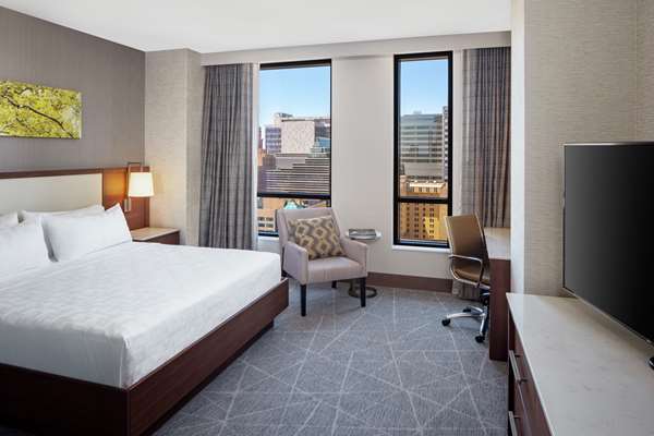  - Hilton Hotel Mayo Clinic Area Rochester