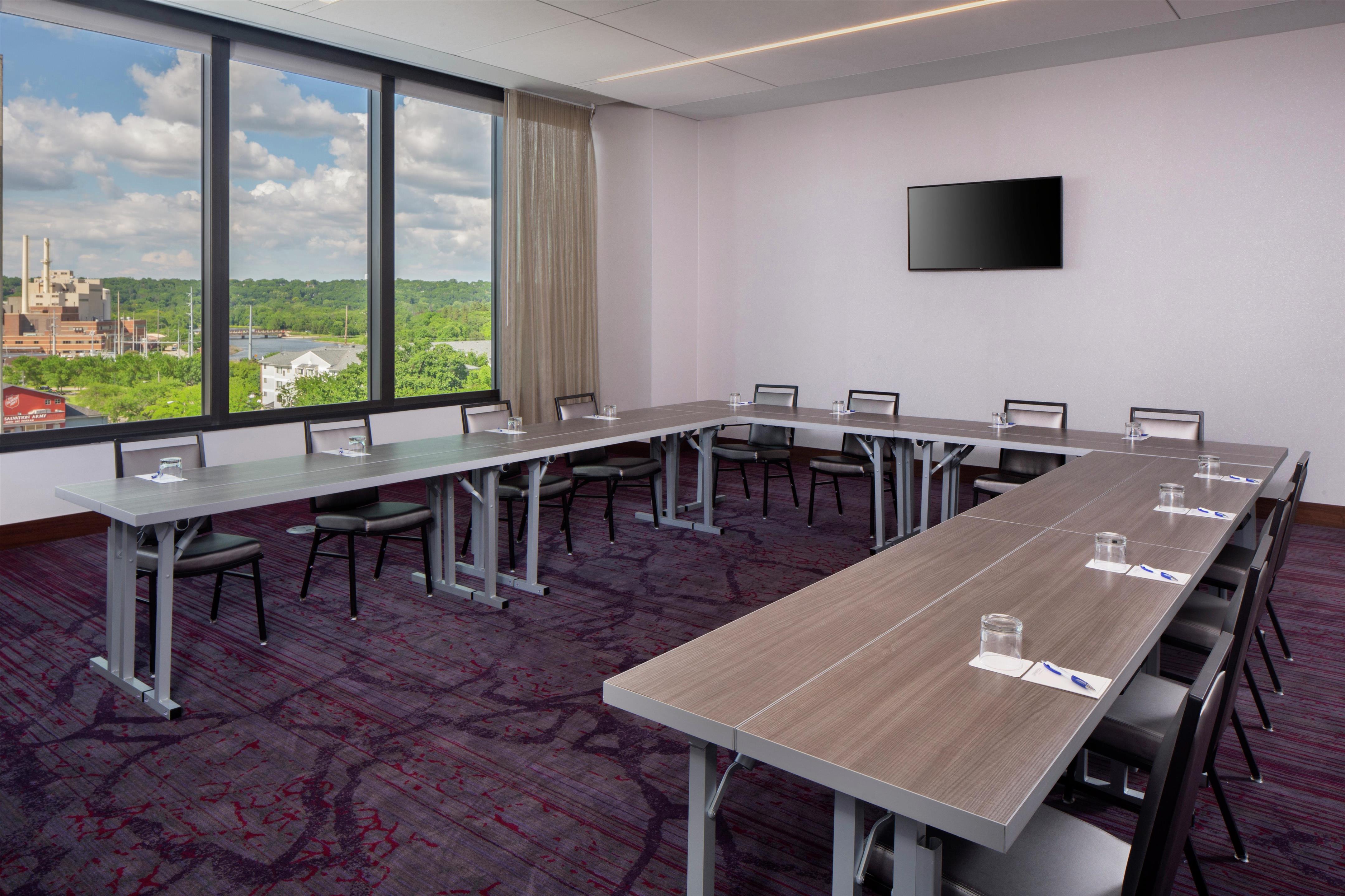 Meeting Room | Hilton Rochester Mayo Clinic Area