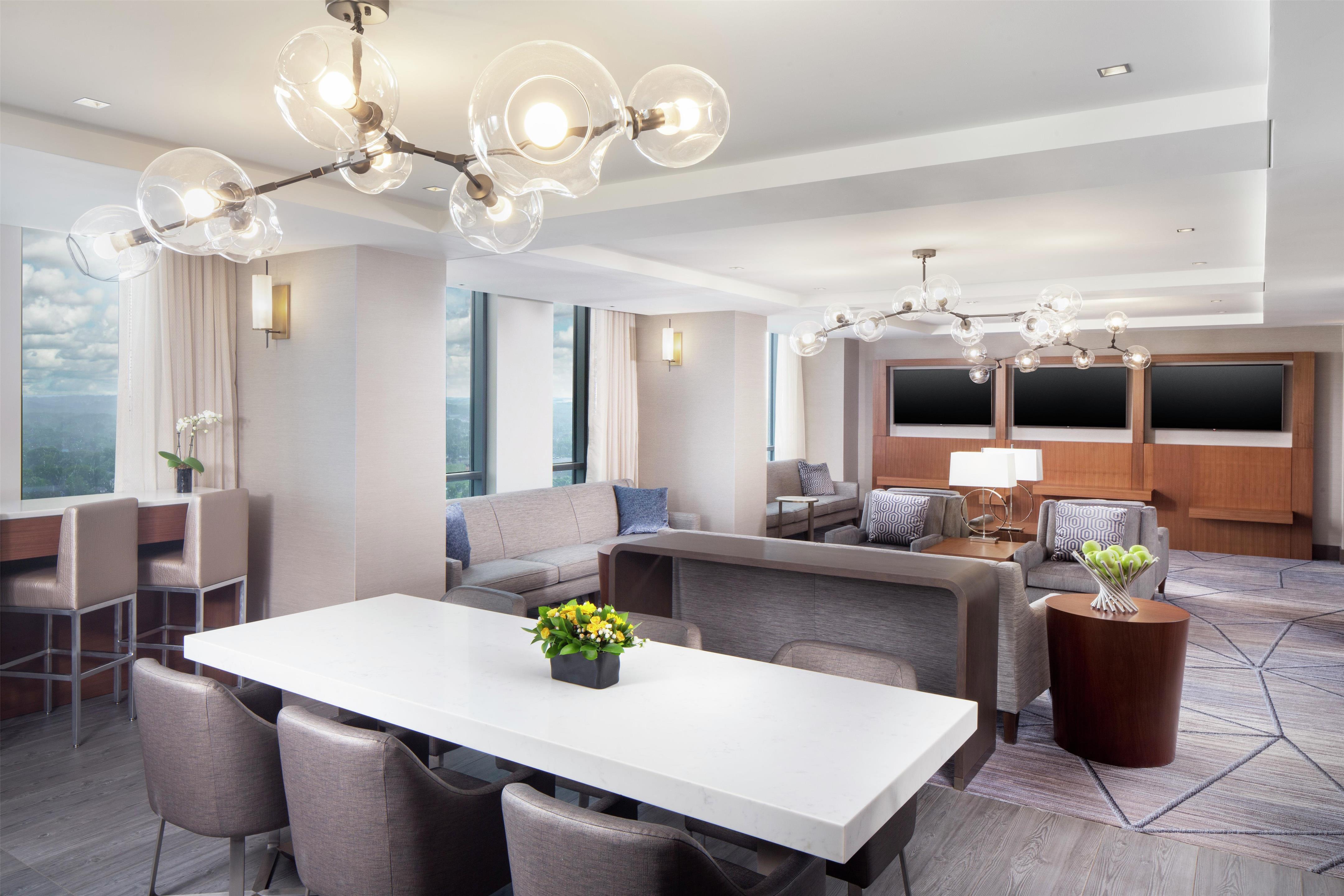 Property amenity | Hilton Rochester Mayo Clinic Area
