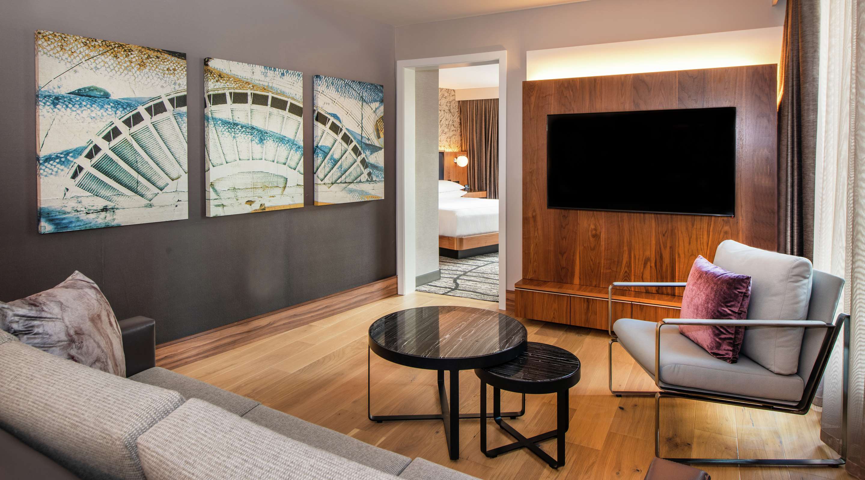 Guest room