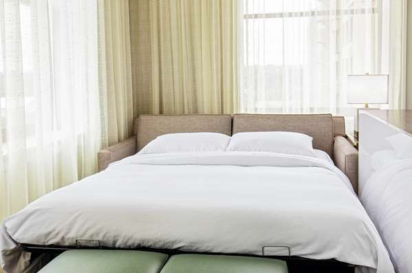  - DoubleTree by Hilton Hotel Downtown Youngstown