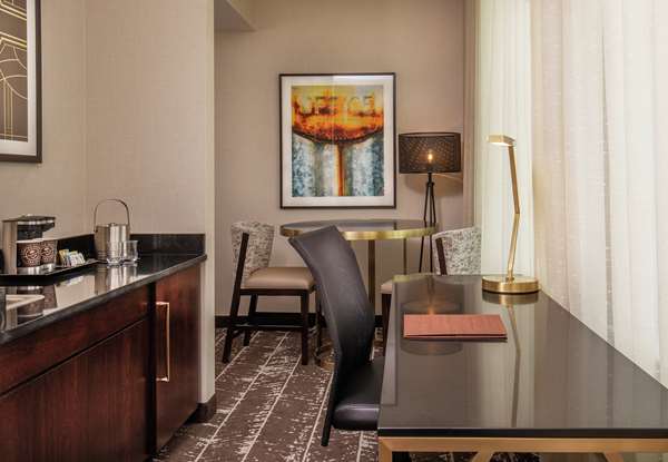  - DoubleTree by Hilton Hotel Downtown Youngstown