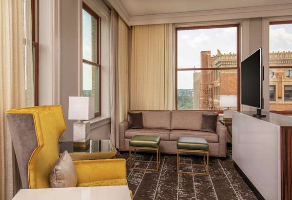  - DoubleTree by Hilton Hotel Downtown Youngstown