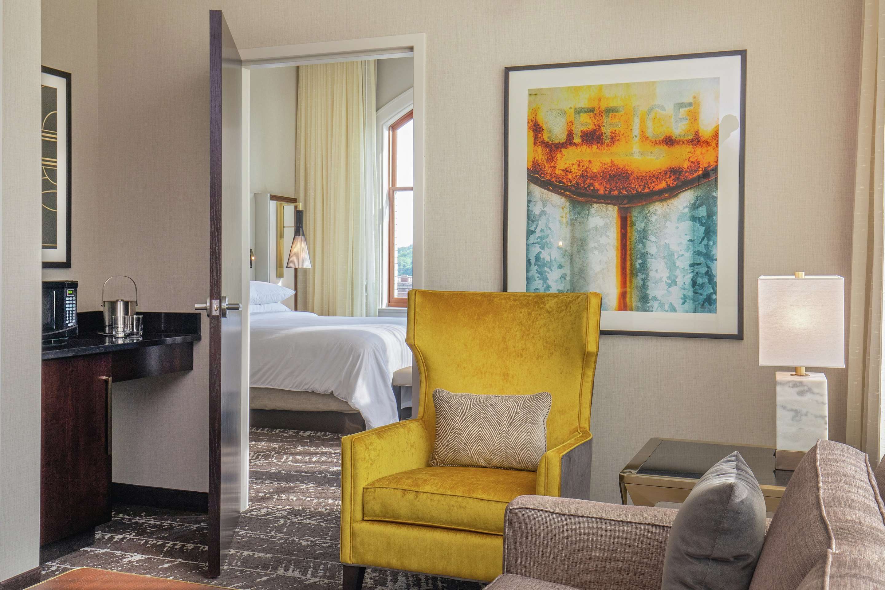 Guest room amenity