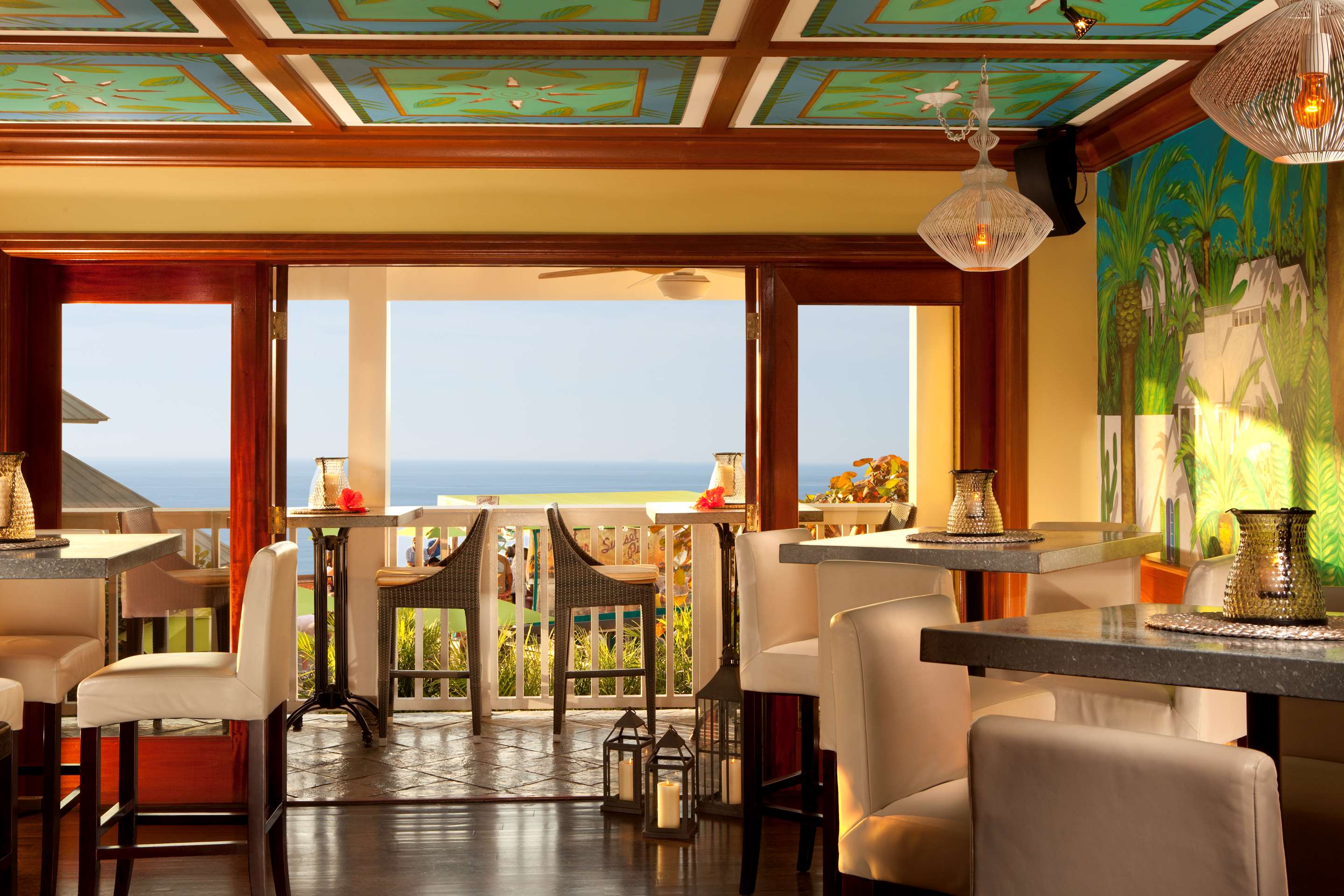 Hot Tin Roof Restaurant at Ocean Key Resort & Spa | Ocean Key Resort - A Noble House Resort