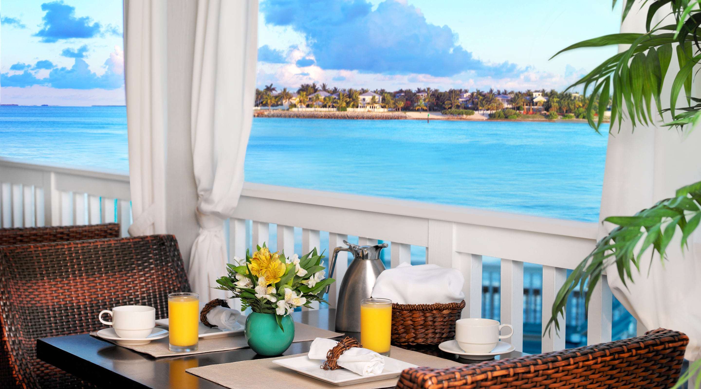 Hot Tin Roof Restaurant at Ocean Key Resort & Spa | Ocean Key Resort - A Noble House Resort