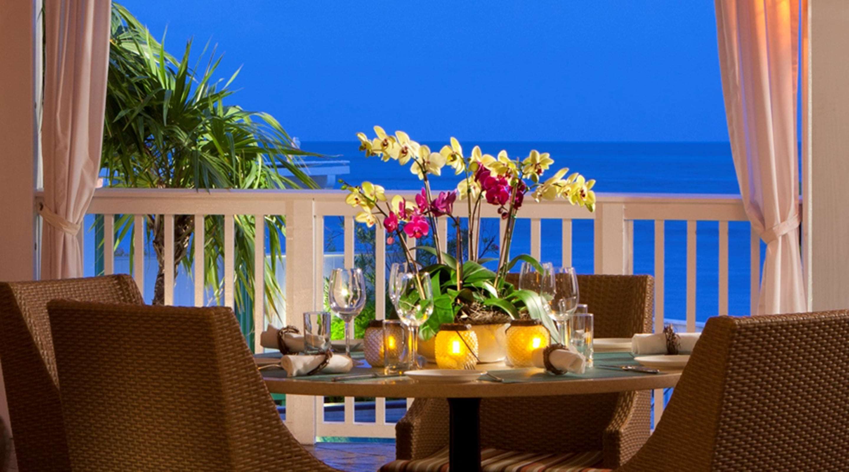 Hot Tin Roof Restaurant at Ocean Key Resort & Spa | Ocean Key Resort - A Noble House Resort