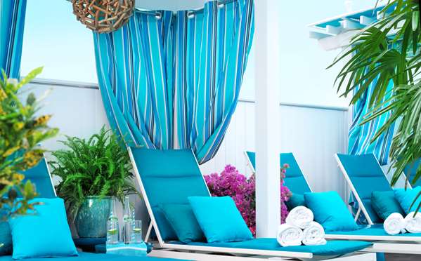 Pool - Ocean Key Resort Key West