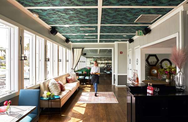 Restaurant - Portofino Hotel & Marina Redondo Beach